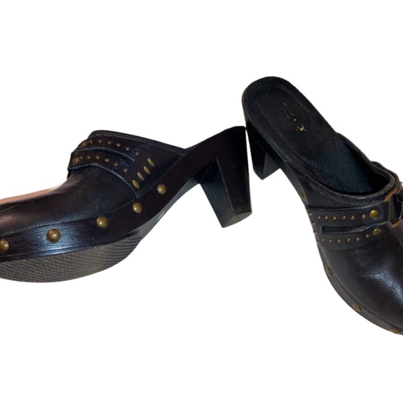 a.n.a Black Leather Mule Clogs - Picture 4 of 6